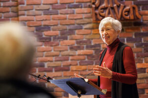 Eleanor Kreider at podium