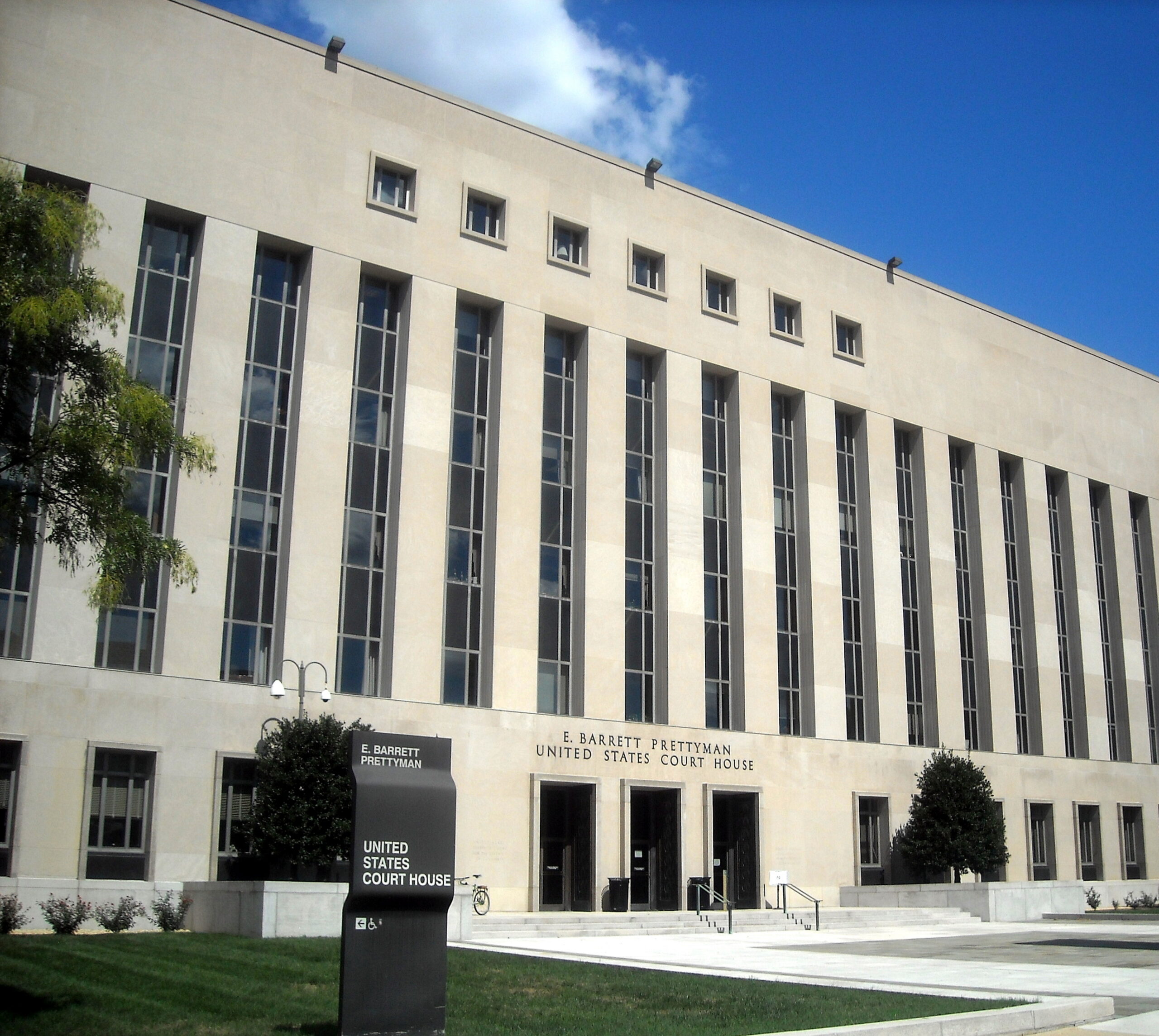E._Barrett_Prettyman_Federal_Courthouse,_DC